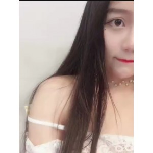 某推:新晋冷门人气国人神秘无名美女高颜值主播,微信直播噼里啪啦,完整合集