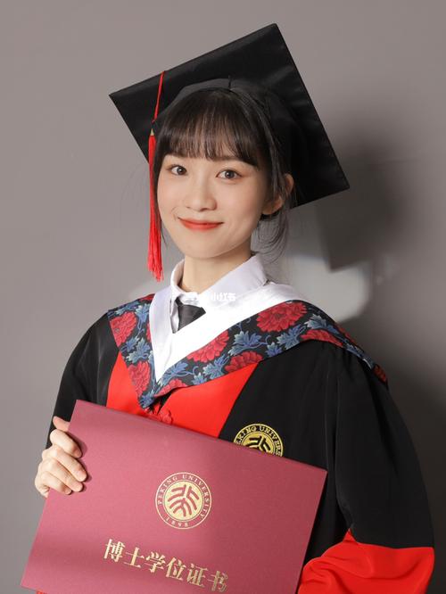 神圣博士:分享一波,每集都在2G左右神秘博士...