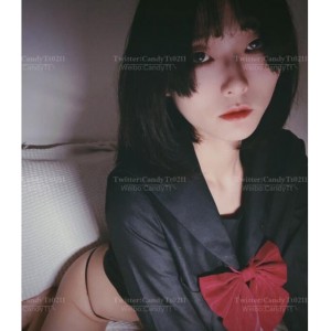 东方女神Candy_Tt超高人气视频合集，43个三人游精彩内容，总大小23V457MB，尽享浮力姬的高级感与魅惑丹凤眼！
