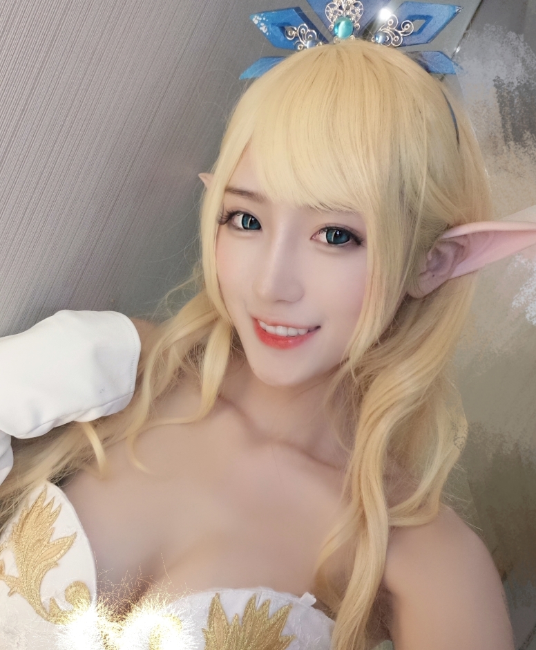 斗鱼腐团儿顶级COS精品3.24g视频