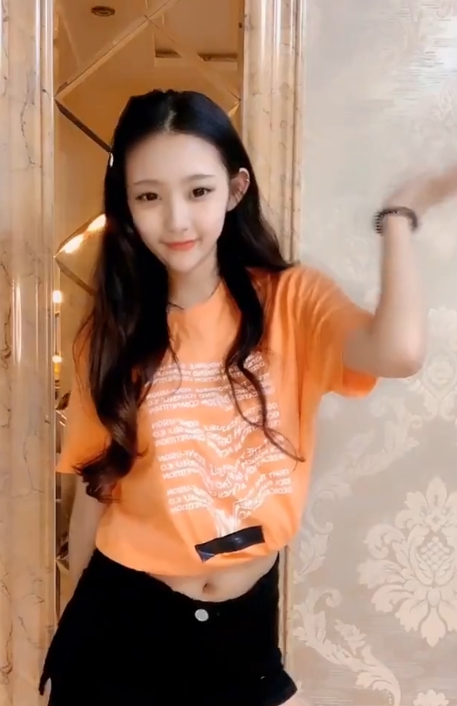 辰轩热舞合集：69个视频2.5G，新增最新3个，百度ED2K搜索下载