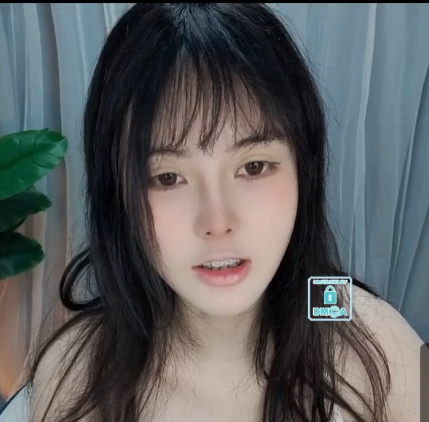 SweetQiQi大罩杯胖臀32v44.8g视频收藏百度ED2K