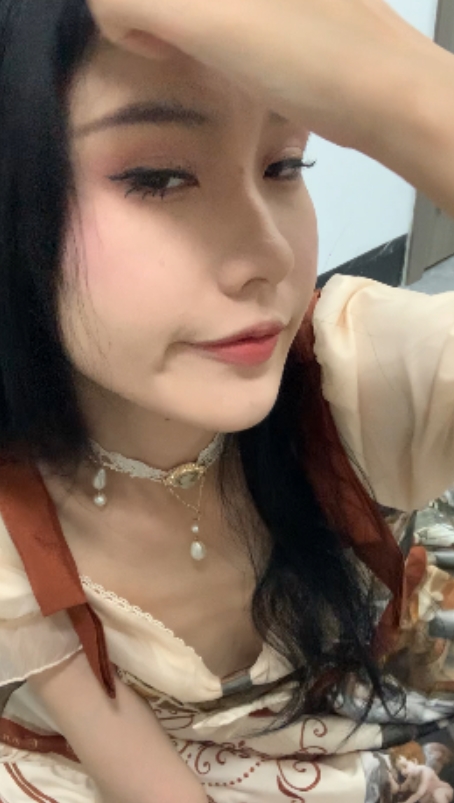 “直播新势力，胆胆剧情38v15.3g，百度下载，尺度适中”