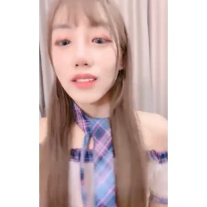 小怡的视频《50v32.9g》收藏狂潮，反差女友的魅力无法抗拒