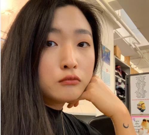 抖音女博士与黑人男友自拍火爆视频集，曾一时风光无限