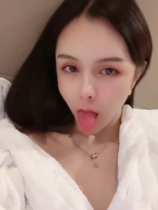 神秘女主TS赵恩静：65部视频22.3克拉，百度ED2K收藏狂潮