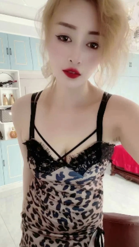 刘大美人定制福利小合集，18V815MB视频精华，百度盘下载