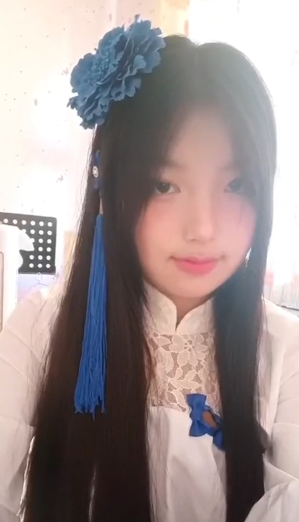 年度反差婊藤原yuki私密视频打包合集，粉丝们快来下载查看吧！