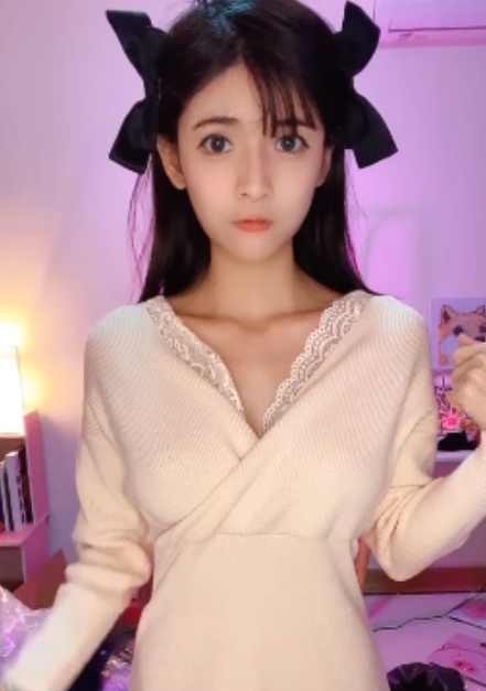 神秘狗头萝莉惊艳出场，粉丝福利视频9.3g火爆收藏百度搜索