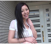 J艾薇裤袜合集：岛国阿姨熟妇丝袜3-四人游，32部视频4小时观看