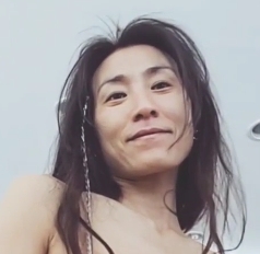 Yseyo老婆熟妇奶大臀肥腰细站炮10V3G猛烈冲击用口百度盘