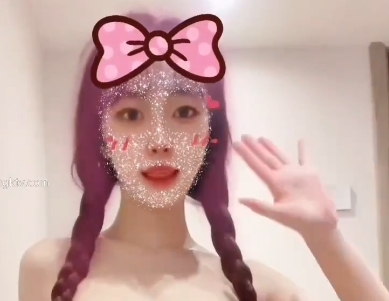 网红娜娜户外挑战：翻车粉丝、农民工、同志的作品