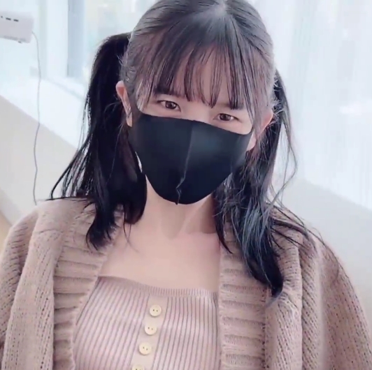 JK风甜美双马尾女友粉色情人装