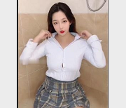 辉夜姬：70V-4.9G自拍资源，粉丝见面会热议