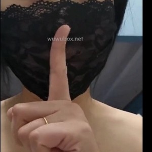 改变命运的母亲：贵族辅导儿子写作业