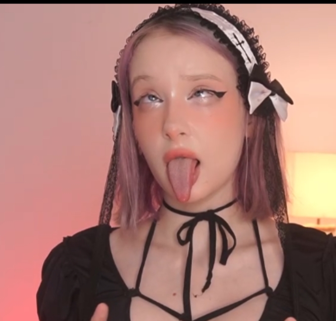 bunnybonn1e直播百度盘合集，9个视频共31.2G，漂亮外貌吸引关注