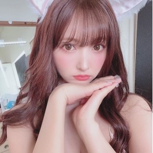 PR社萌汁12三人游21v合集-真实展示早漏女敏感作品颜值丝袜绅士必备