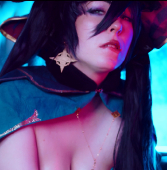 精彩原神cosplay合集：MollyRedWolf饰雷电将军、妮露、凝光、莫娜，13个4K视频总46.1GB