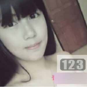 兰商学院校花李宜辰的日常自拍散播