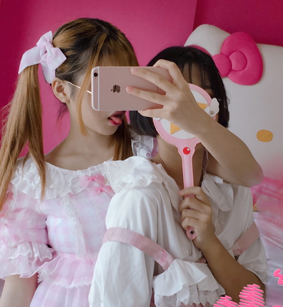 转载搬运百合小姐姐七七酱28套855P4V2.8G百度盘