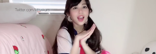1.kittyxkum的推特视频合集：JK服装、粉色小短裙和桌子下的游戏2.推特网红kittyxkum的男友系列视频合集：皮带、小蜜桃和照片3.水手死库水服装系列：kittyxkum的推特视频合集4.玩具和床单：kittyxkum的推特网红视频合集