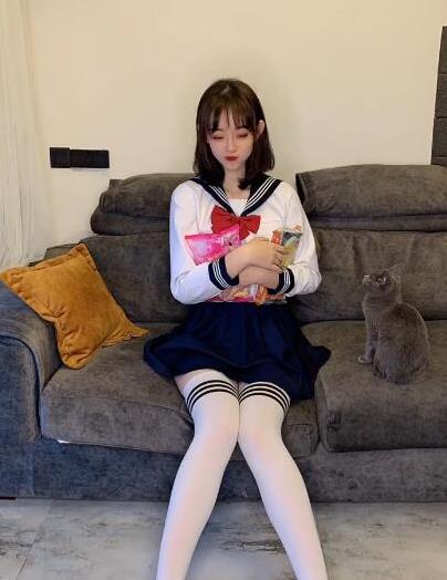 人气女神小李老师的辣舞合集