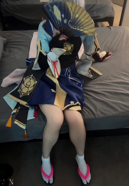 牛逼大神的三部曲足艺COSER3V875M百度盘