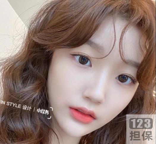 最新10套18.6G温柔的萌小猫直播嘉年华，五十万金主火箭法拉利！