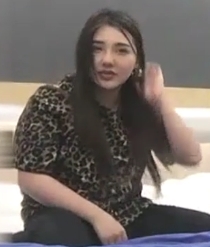 豹纹大耳环饰品：把握给力的瞬间