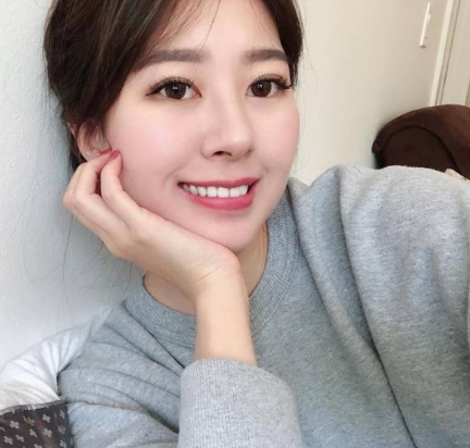 台湾新闻传媒大学美女私密照曝光！百度云免费下载