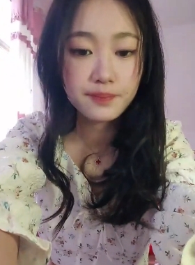 1.半糖顶点：甜蜜满屋2.34V39G百度盘：轻松管理你的数据3.小糖粉色白色高跟鞋：时尚气质尽显4.金色长发：美丽如梦5.空气净化器：安心呼吸洁净空气6.比喻放松愉悦：从心出发，活出最美的自己