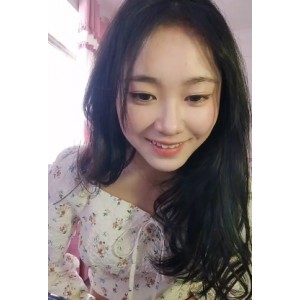 1.半糖顶点：甜蜜满屋2.34V39G百度盘：轻松管理你的数据3.小糖粉色白色高跟鞋：时尚气质尽显4.金色长发：美丽如梦5.空气净化器：安心呼吸洁净空气6.比喻放松愉悦：从心出发，活出最美的自己