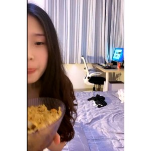 精选颜值美女小梦梦与闺蜜外网清纯妹子火热上贤娆带给你美好友情与生活。