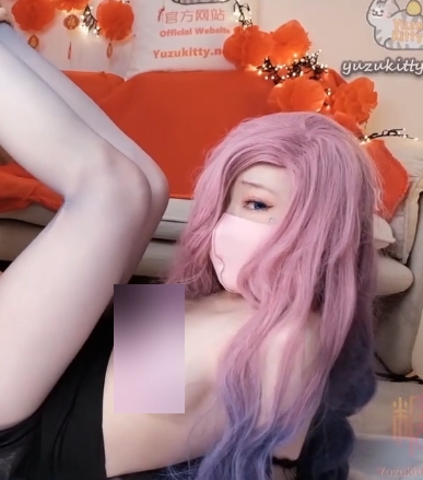 《柚子猫与莉莉丝的友谊：一段令人羡慕的故事》