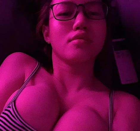 《人间尤物娜美：火爆极品妹子合集，给你不一样的温暖》