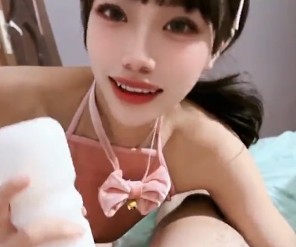 1V+408M睡着后被偷偷放飞自我的合租女同事吃鸡强上，7Z双层压缩，总时长21分，百度盘免费下载！