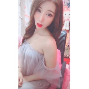 抖音热辣女神：若隐若现，颜值爆表，丰满丰腴
