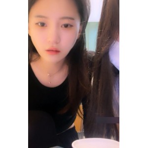 《小石头热舞直播：毕业后放松心情，闺蜜聚会激萌视频集锦》