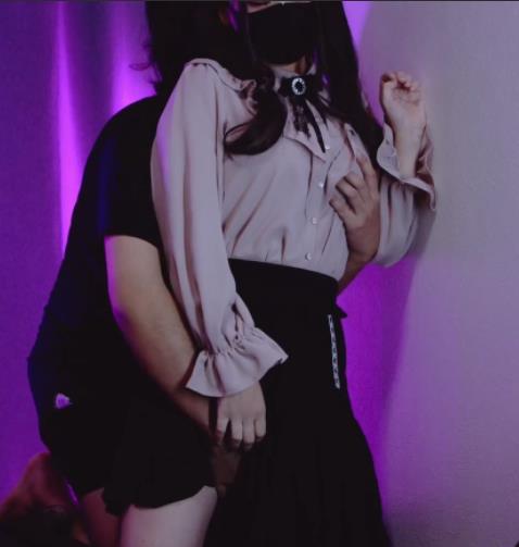 日本网红Echiechi最新视频资源：性感漂亮的衣服、樱桃小嘴、精彩表演、活力热情