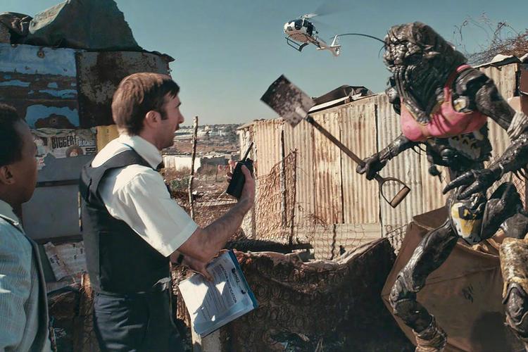 热门动漫电影《第九区》：惊悚与爱情的悲伤故事