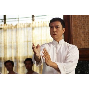《甄子丹电影珍藏版APP：极速下载、在线视频播放、原画倍速播放，让你轻松观看甄子丹电影作品！》