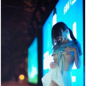 最新某推人气超级火爆有尺度高颜值本土美女【极品】露出女神（FSS冯珊珊）最新稀缺散播合集[173v-21.5G]