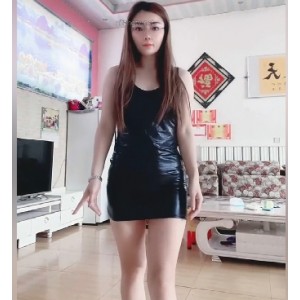 最新虎牙超人气本土御姐成熟女人风眼镜美成熟主妇浮力姬《大小姐姐》透视果舞稀缺散播合集774M