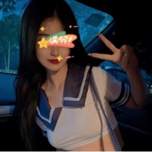 某推上高颜值的网红妹子,其实是个假人!