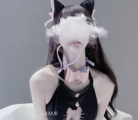 最新OnlyFans上流尤物反差婊-MOZZI收费有尺度