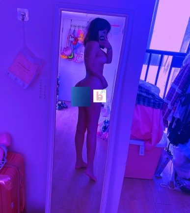 最新某推人气美女HK老牌网红巨R浮力姬（沙耶妹妹）最新有尺度合集【44P-29v】百度内部盘