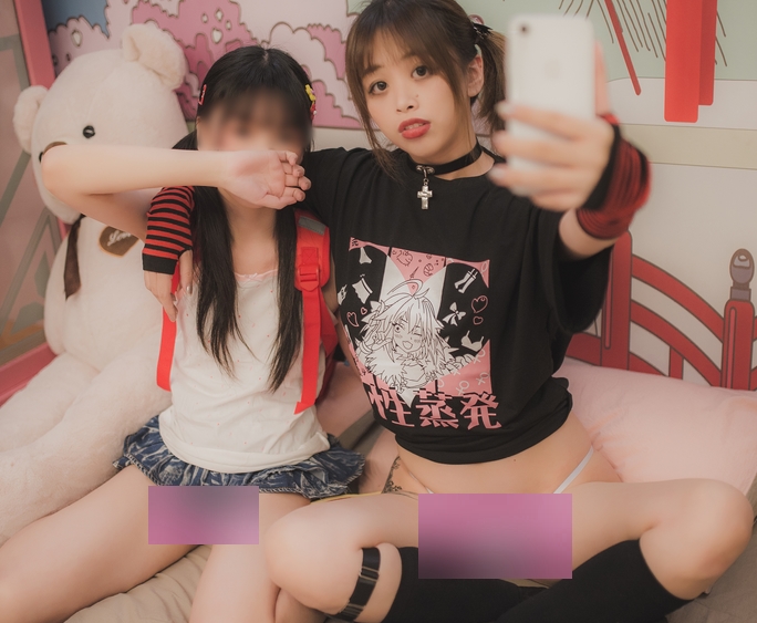 微博人气直播主播+??+夏超甜合集——今天,他和她都超甜。