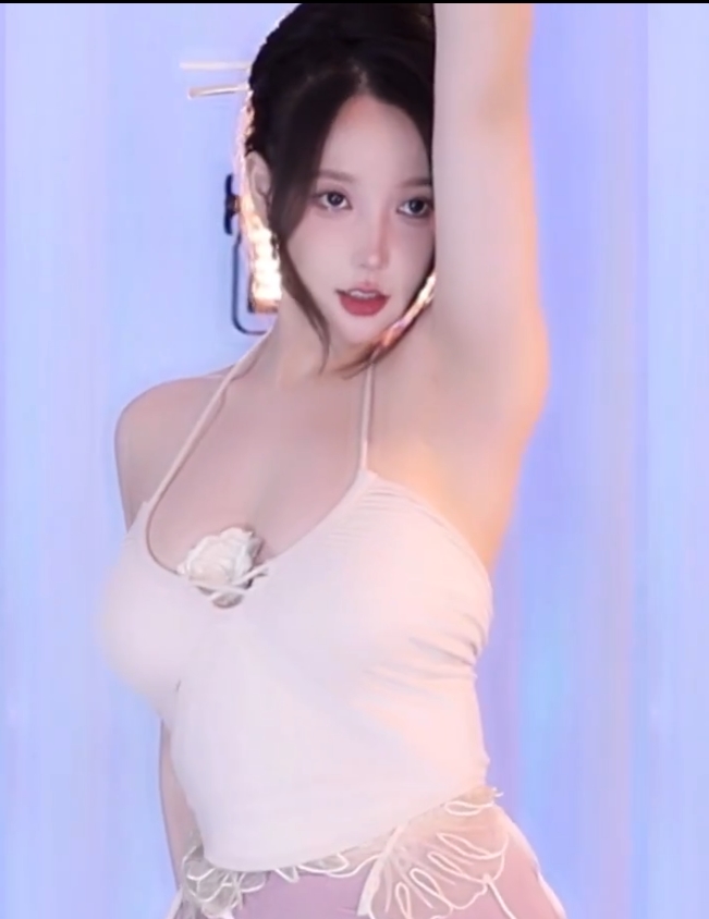 [转载搬运]+斗鱼米娜minana三月热舞合集+[52v+14.8g][百度盘]