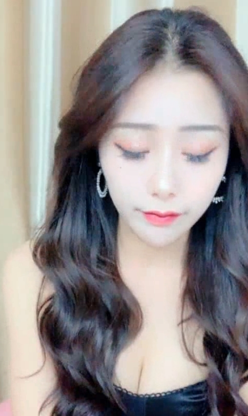 熊猫TV+雪妮维雅妮+54v7.5g