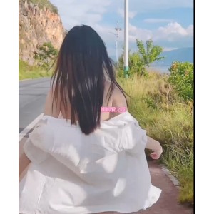 露娜Luna000户外展示：百度收藏达491，新增7v藏品视频